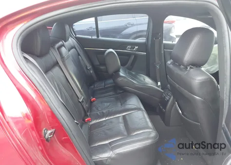 2009 Lincoln Mks z USA, uszkodzony, nr VIN 1LNHM93RX9G610901